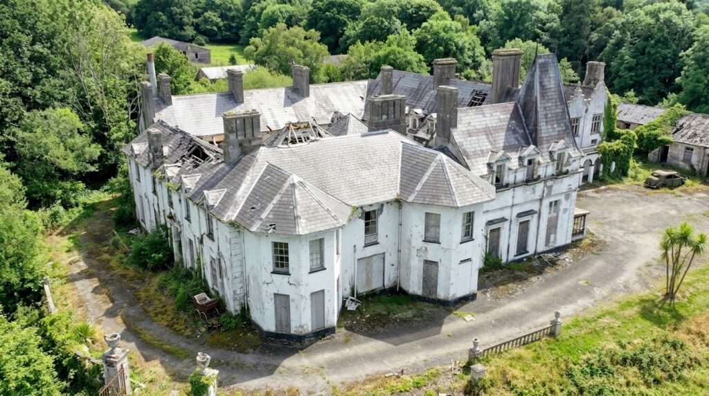 Inside Ireland's Most Haunting Forgotten Estate: The Abandoned Mansion Nobody Dares Enter