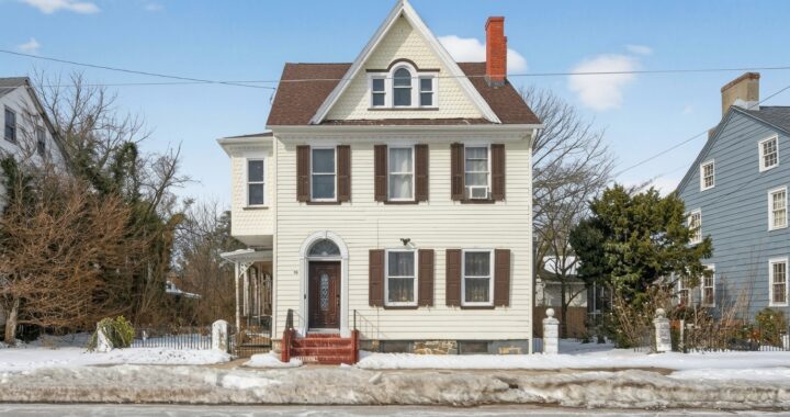 5 Secrets of the $225K Historic Home at 55 Market Street Salem NJ
