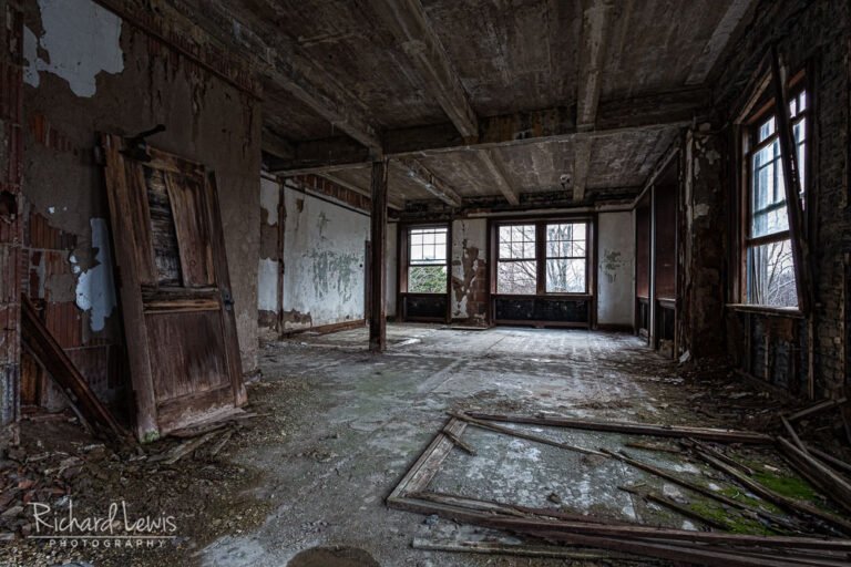 3rd floor office at McNeal Mansion — photo by Richard Lewis Photography